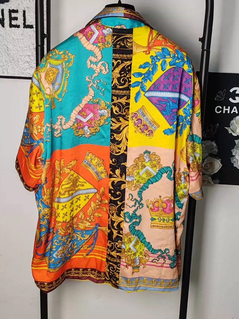 Versace Versace Baroque gold short sleeves are worn on both sides Size US XXL / EU 58 / 5 - 2 Thumbnail