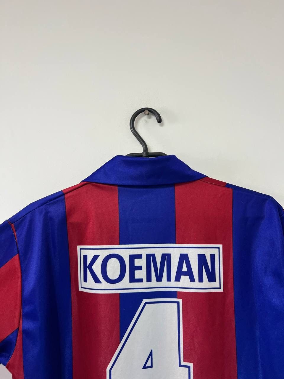 Other Vintage 90s Barcelona #4 Koeman Soccer Football Shirt M/L Size US L / EU 52-54 / 3 - 5 Thumbnail