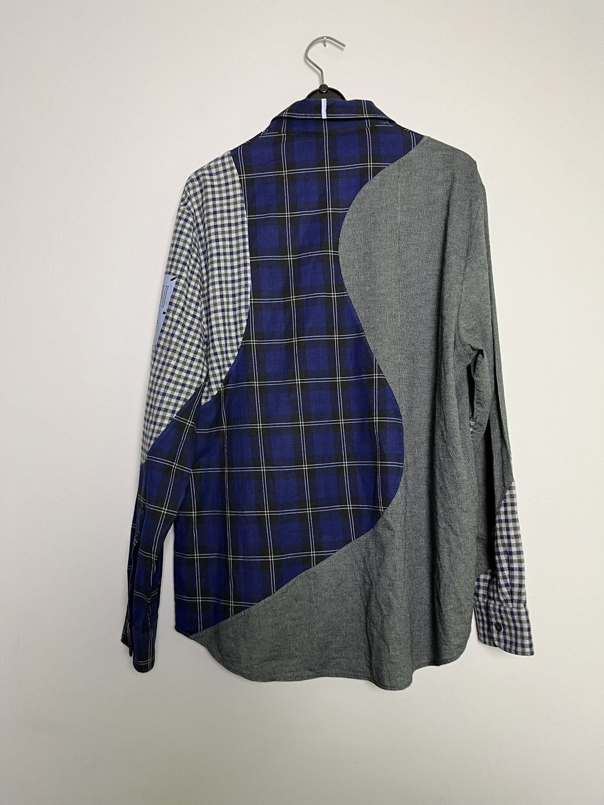 Alexander McQueen RARE Alexander McQueen Genesis shirt Size US L / EU 52-54 / 3 - 2 Thumbnail