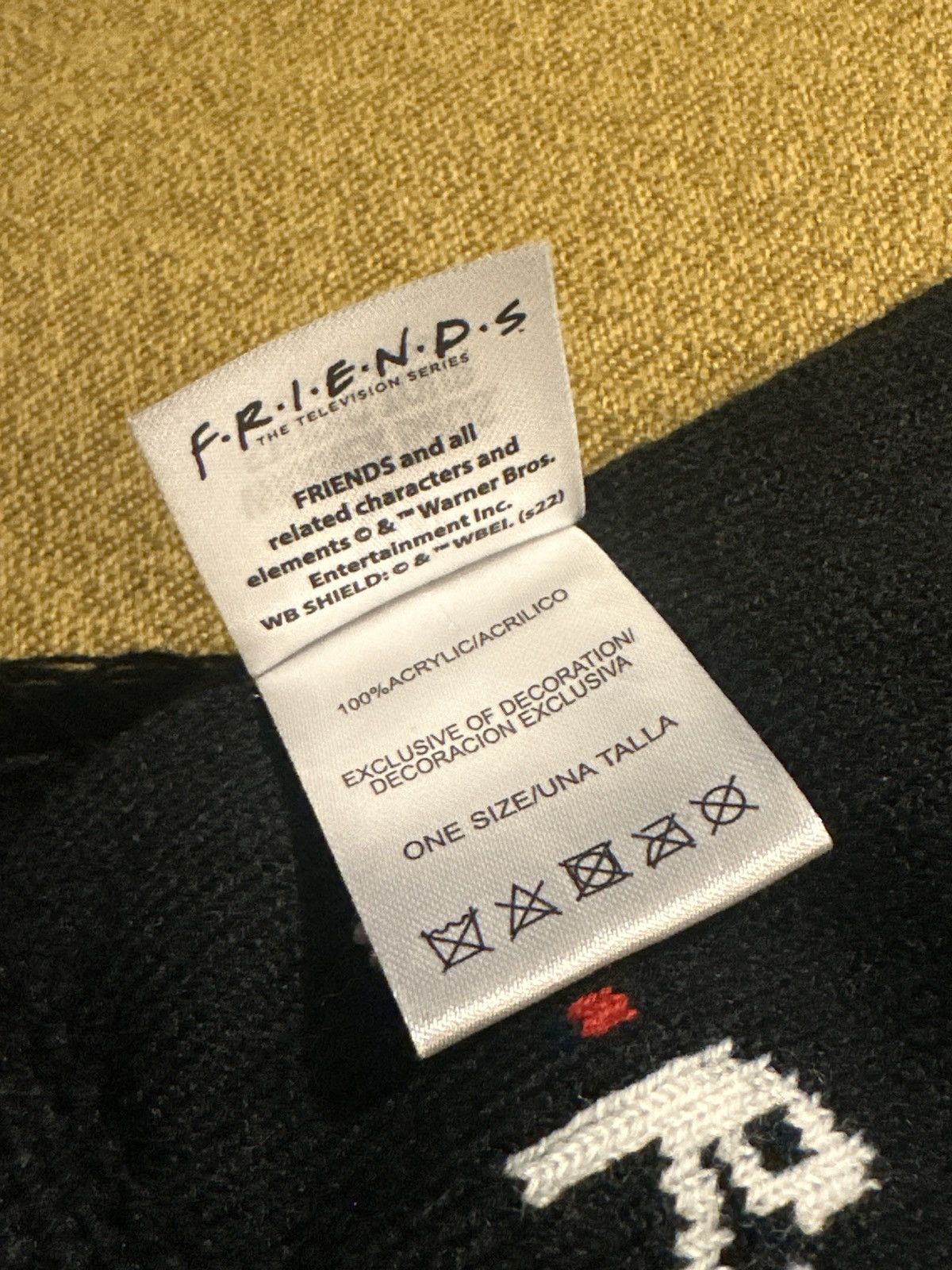 Vintage × Warner Bros Friends Scarf official vintage Size ONE SIZE - 6 Thumbnail