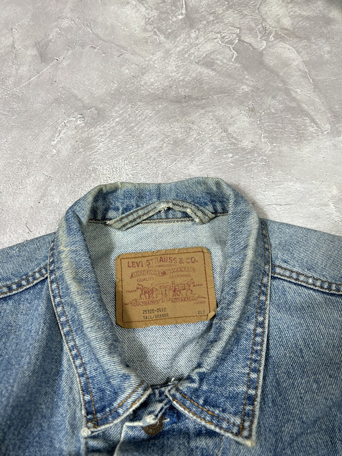 Levi's Vintage Clothing Vintage 90s Levis Washed Heawyweight Denim Jacket Size US XL / EU 56 / 4 - 10 Thumbnail