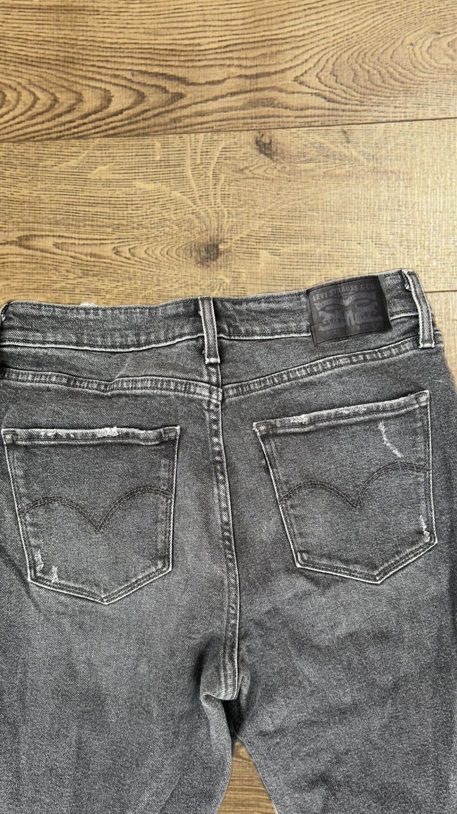 Levi's Levi’s Grey Ripped Jeans 👖 Size 25" / US 0 / IT 36 - 6 Thumbnail
