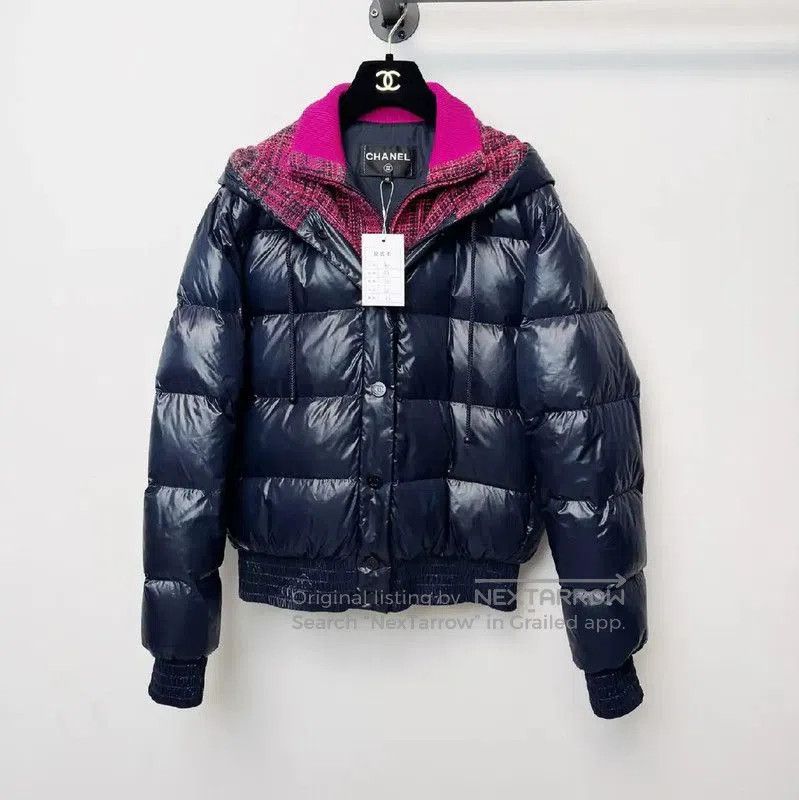 Chanel Chanel Women's Blue Puffer Jacket Size S . Size S / US 4 / IT 40 - 1 Thumbnail