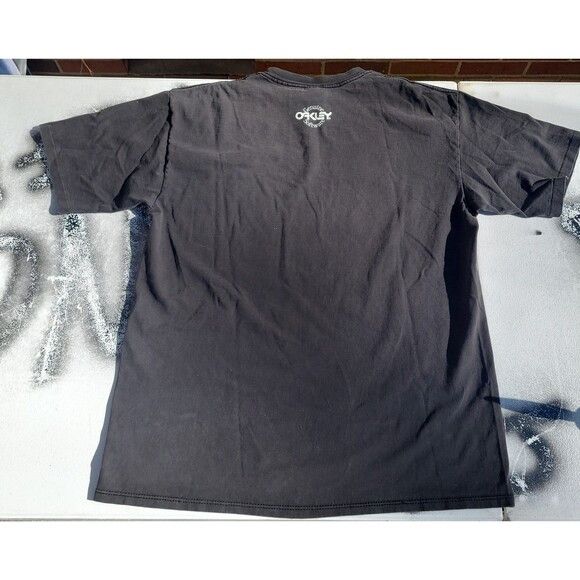 Oakley Vintage Oakley Thermonuclear Protection t- shirt Size US XL / EU 56 / 4 - 4 Thumbnail