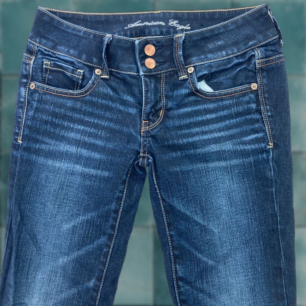 American Eagle Outfitters American Eagle Jeans Womens Size 0 Stretch Artist Crop Dark Wash Blue Comfort Size 25" / US 0 / IT 36 - 1 Thumbnail