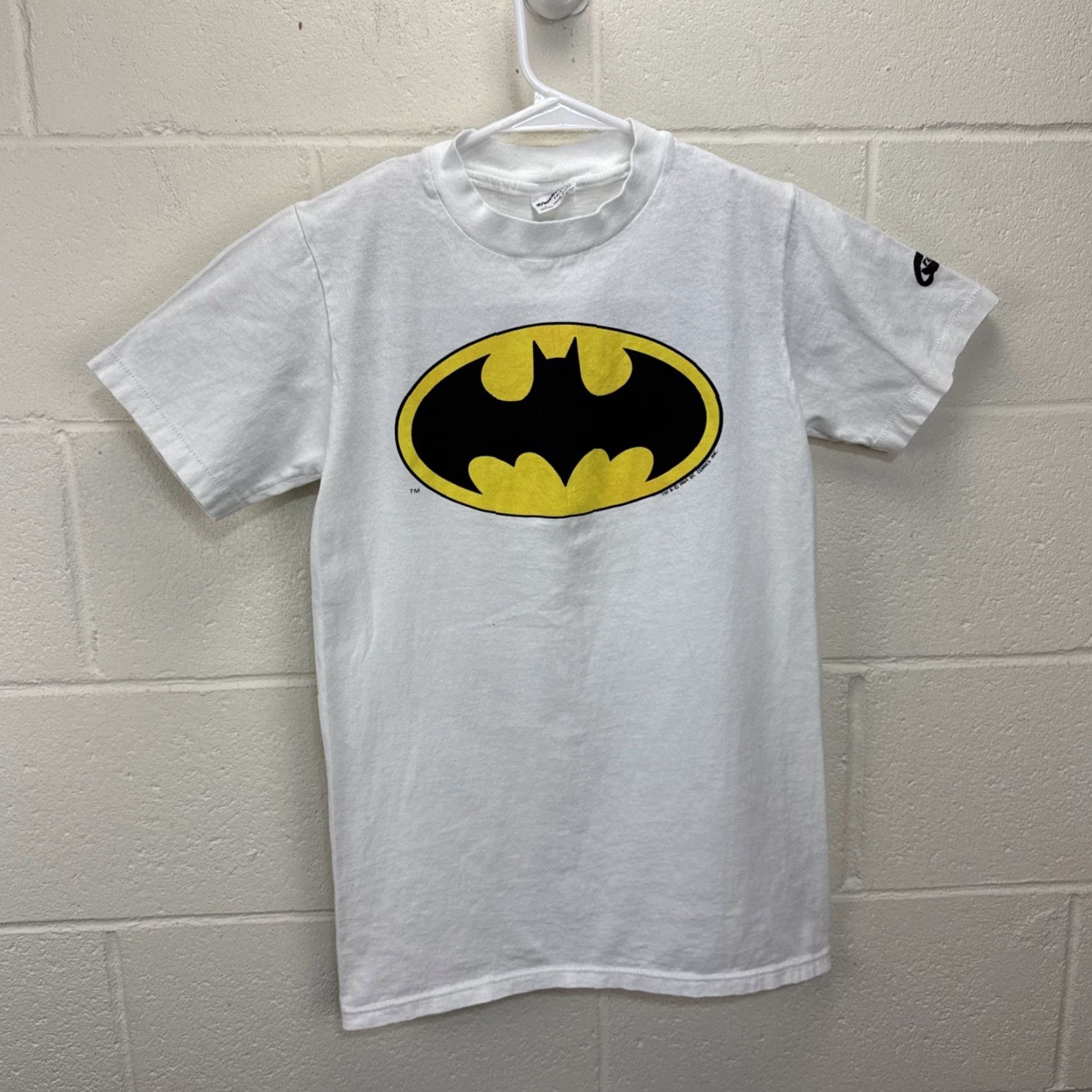 Vintage VINTAGE Batman T-Shirt Black S Men Small 80s Logo Graphic Print DC Comics Retro Grunge Size US S / EU 44-46 / 1 - 2 Thumbnail