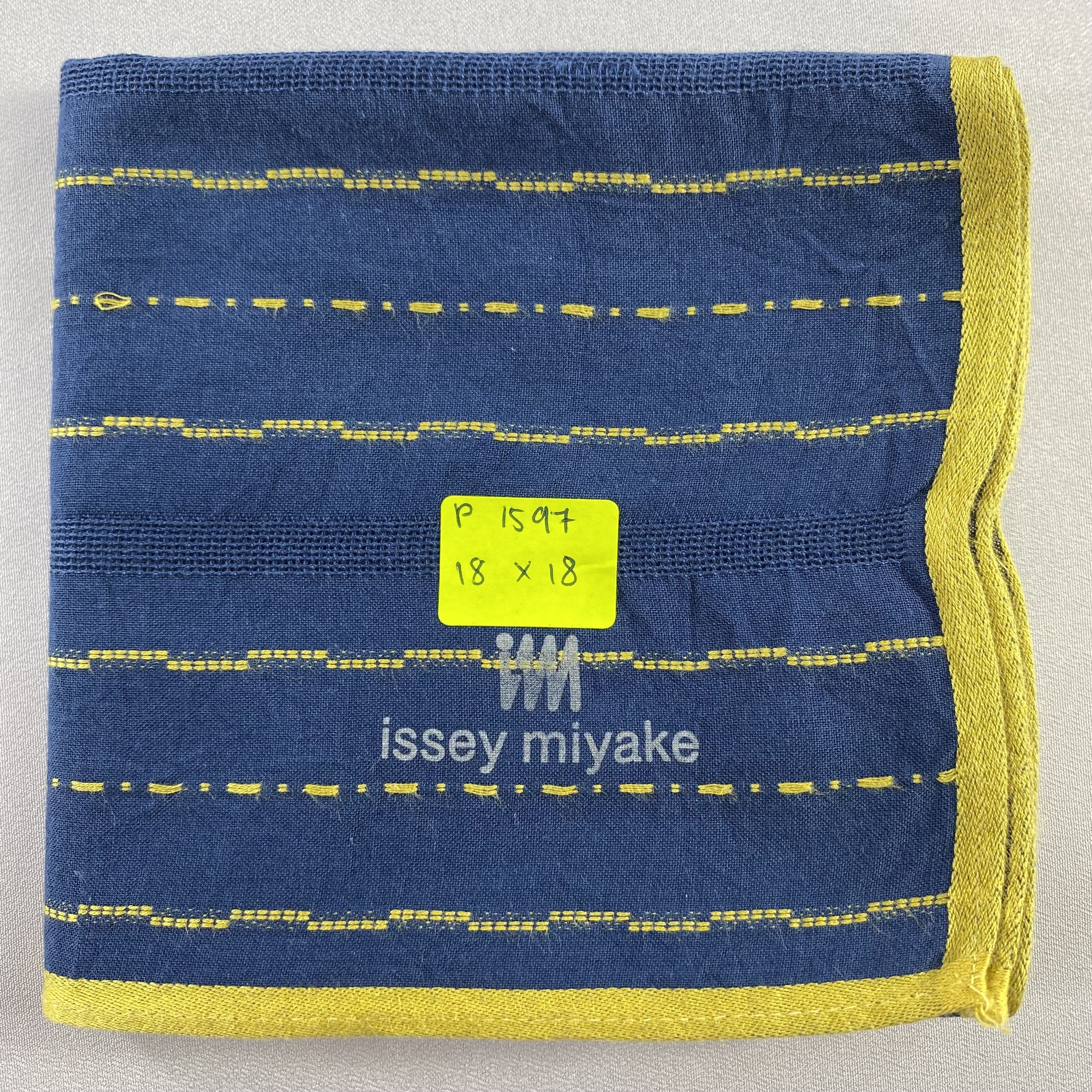 Issey Miyake × Vintage Issey Miyake Bandana/ Handkerchief / Neckerchief-P1597 Size ONE SIZE - 5 Thumbnail