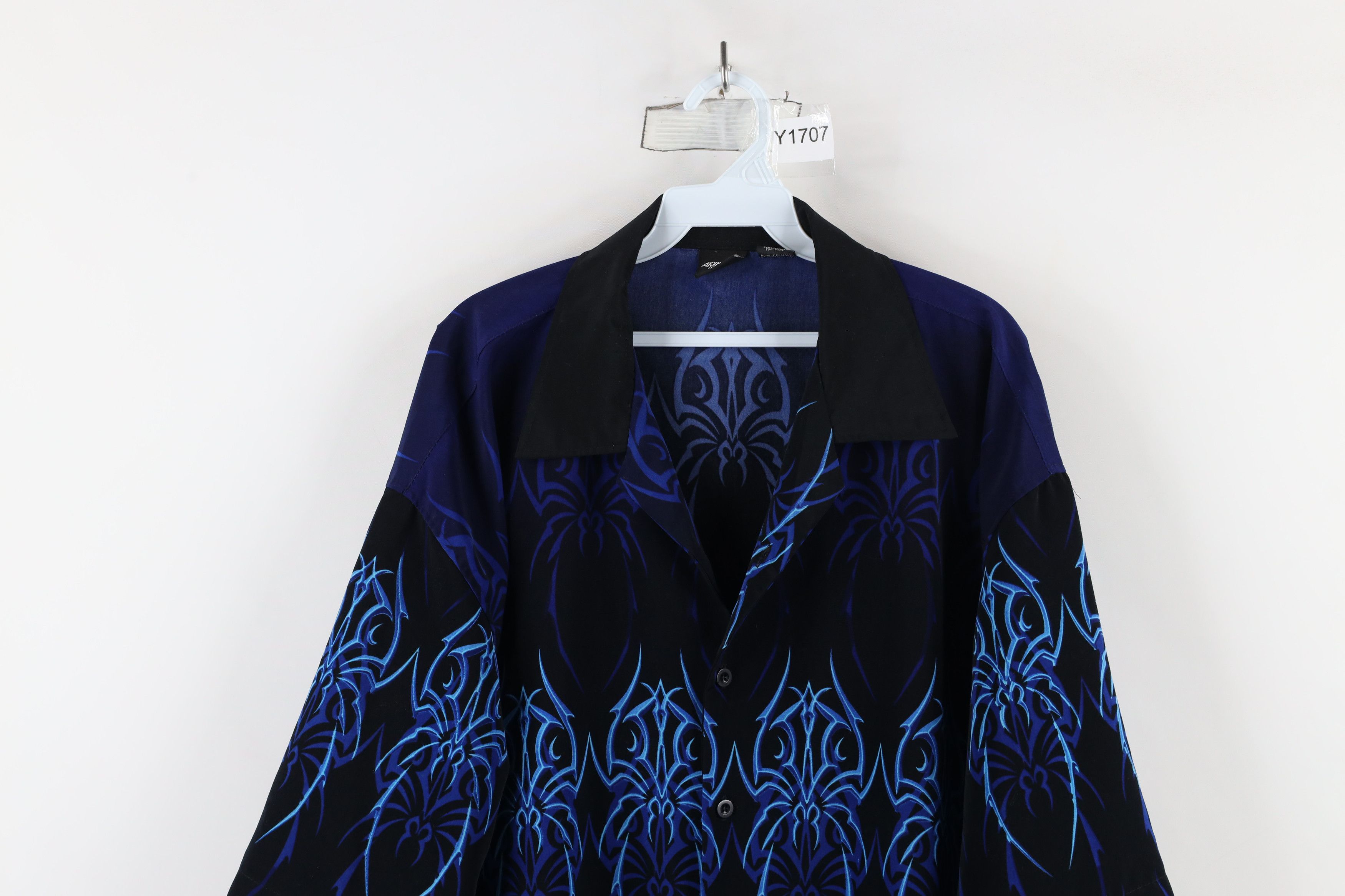 Vintage Vintage 90s Y2K Streetwear Short Sleeve Casino Button Shirt Size US XL / EU 56 / 4 - 2 Thumbnail