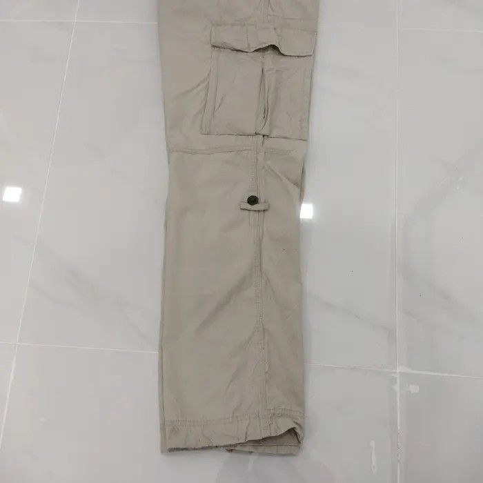 Japanese Brand × Uniqlo UNIQLO FADED WHITE CARGO PANTS Size US 30 / EU 46 - 12 Thumbnail