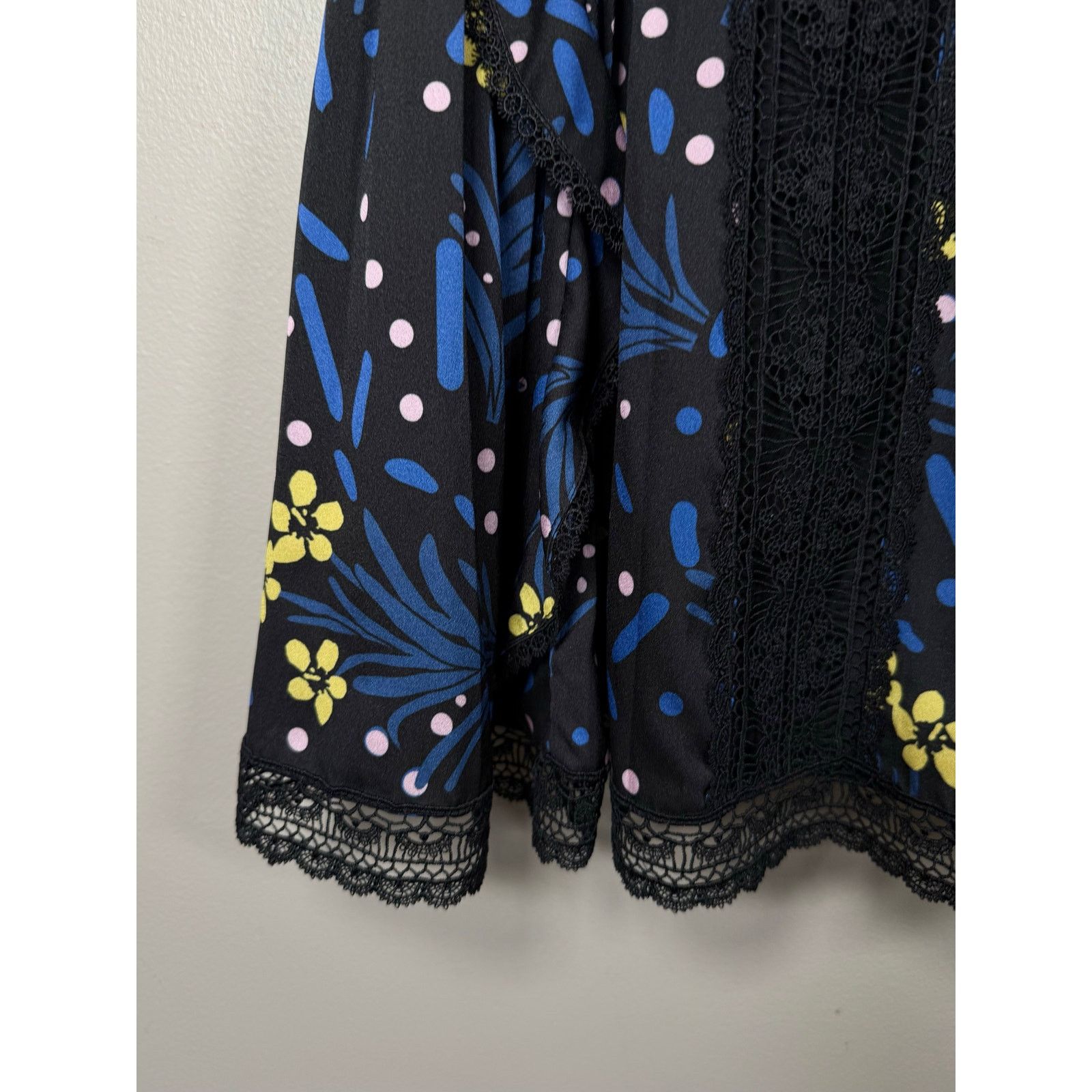 Self-Portrait Self-Portrait Wildflower Printed Mini Dress size 0 $450 Size XS / US 0-2 / IT 36-38 - 5 Thumbnail
