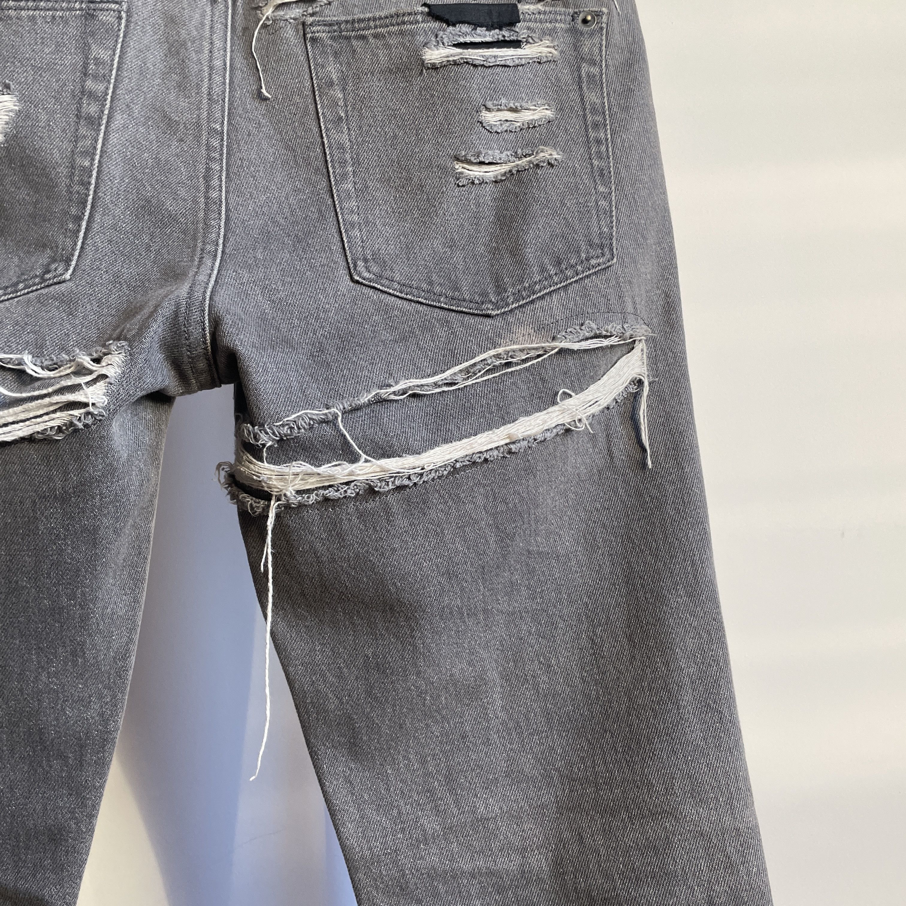 Ksubi Ksubi Chitch Fire Starter Distressed Gray Denim Size 32 Size US 32 / EU 48 - 12 Thumbnail