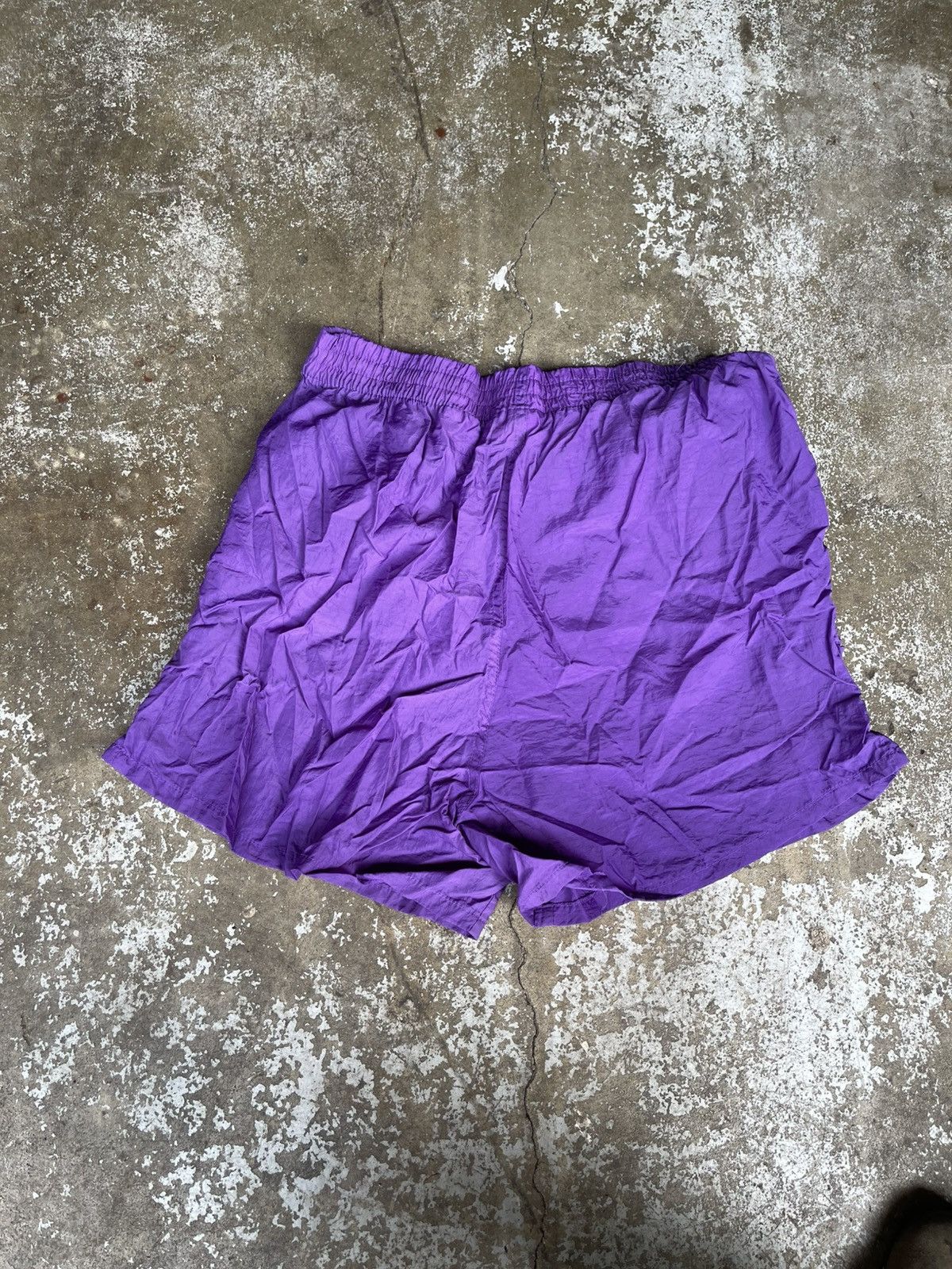 Reebok Vintage 90s Reebok Nylon Purple Tonal Shorts Size US 32 / EU 48 - 4 Thumbnail