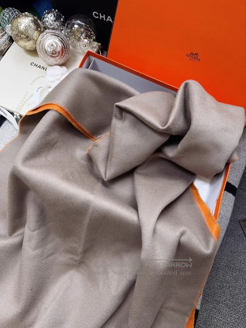 Hermes Hermes Grey Brown and Orange Dual-Sided Cashmere Scarf Size ONE SIZE - 3 Thumbnail
