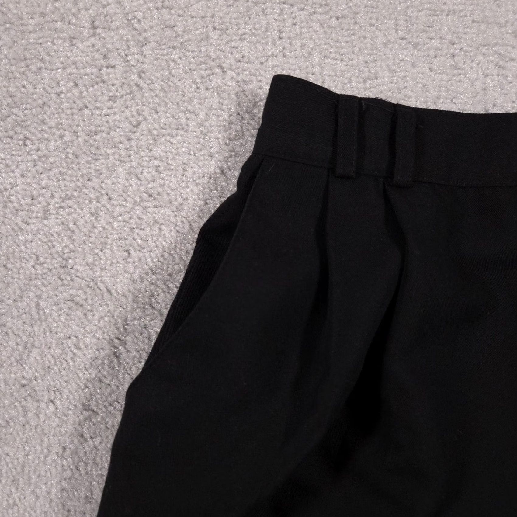 Worthington VINTAGE Worthington Pants Womens 14 Black High Waisted Pleated Trousers Pockets USA Dress Pants Womens 14 Black, Pleated, Pockets, Zip, 28 Inseam Size 36" / US 14 / IT 50 - 4 Thumbnail
