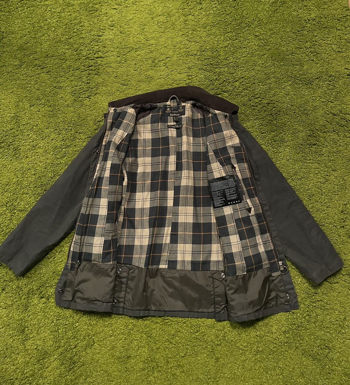 Barbour × Designer Barbour Beadnell waxed iconic jacket Size XL / US 12-14 / IT 48-50 - 2 Thumbnail