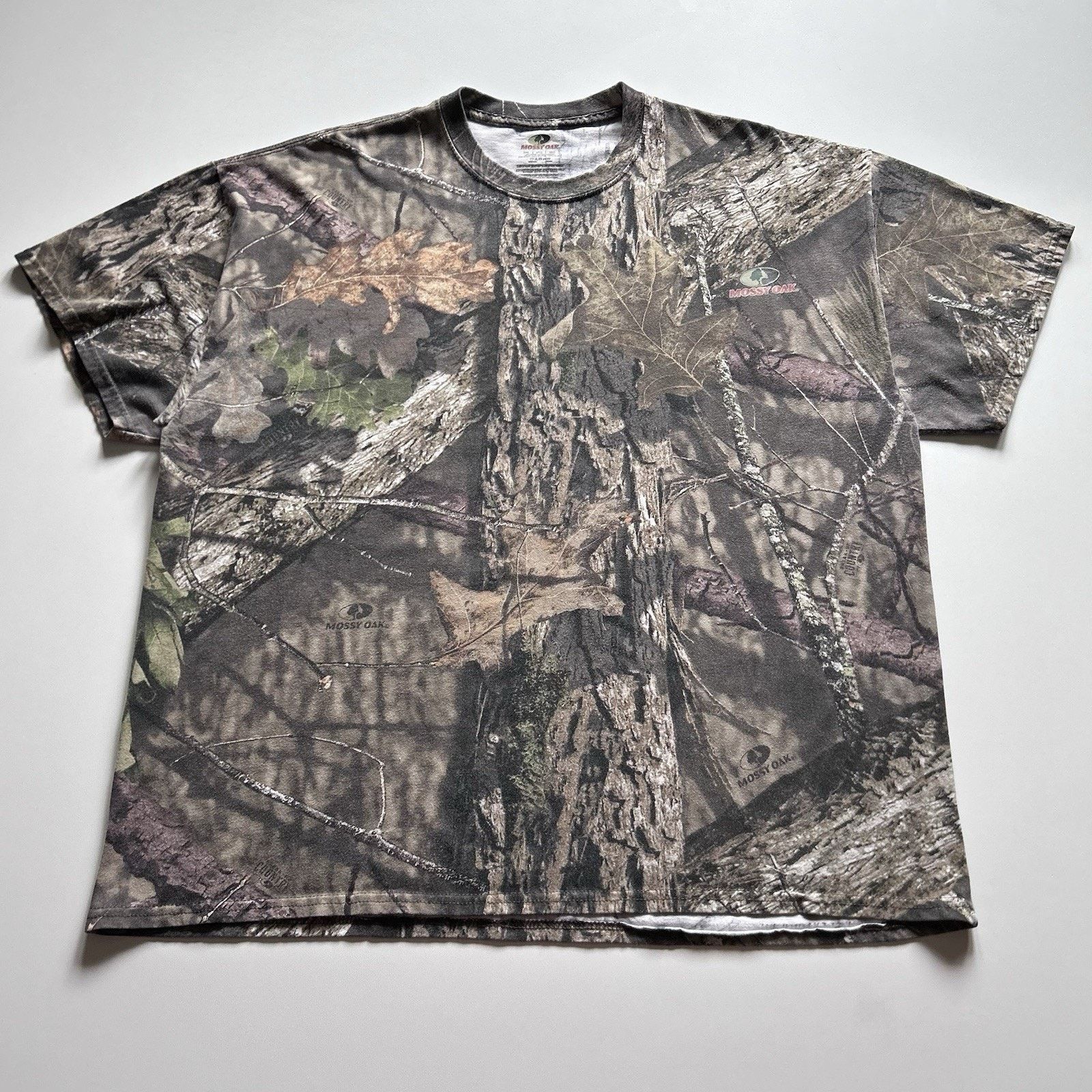Realtree Vintage Y2K Mossy Oak Real Tree Camouflage T Shirt XL Rare Size US XL / EU 56 / 4 - 1 Thumbnail