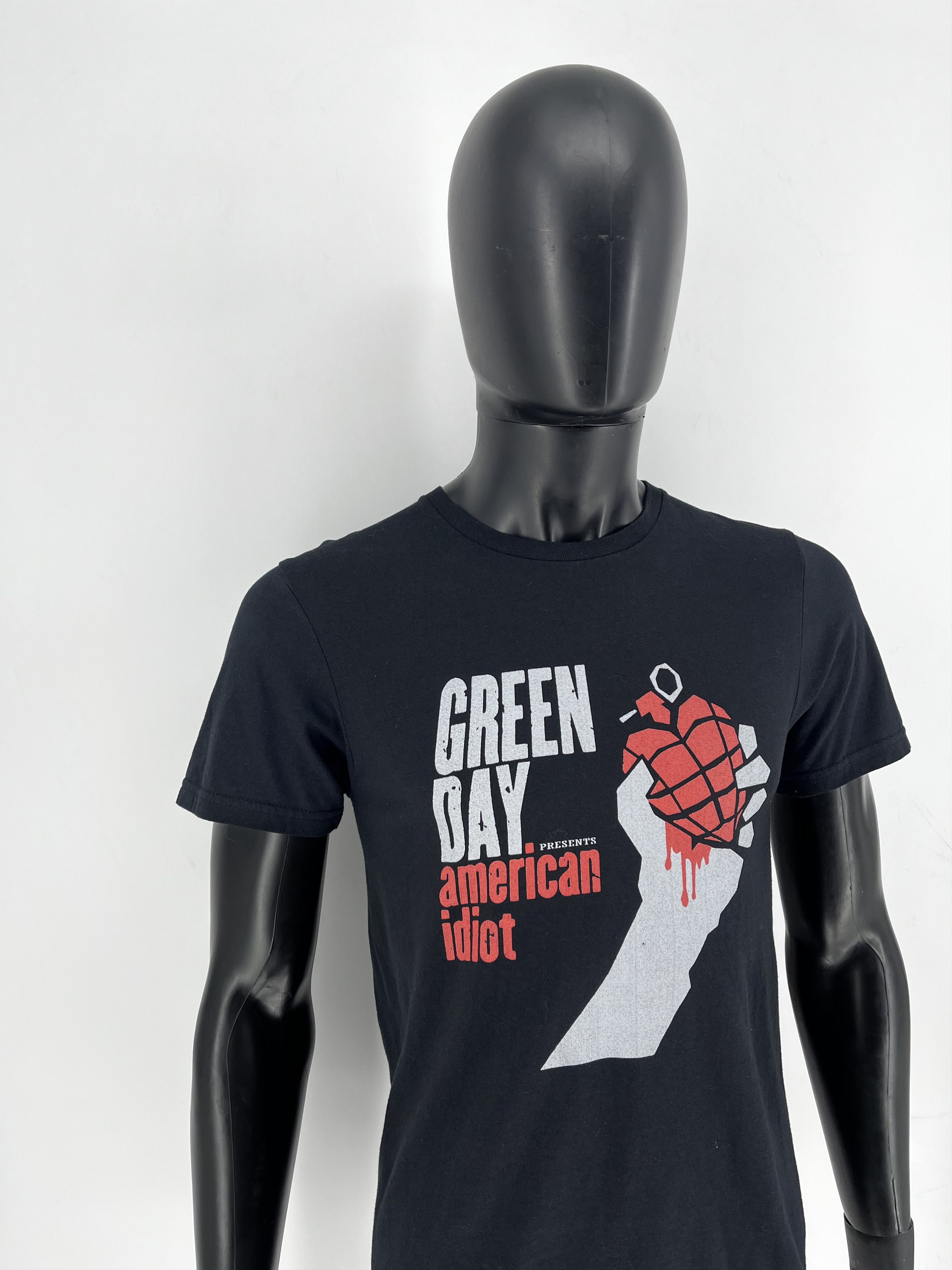 Band Tees Vintage Y2K Green Day American Idiot Tour Band Tee Size US S / EU 44-46 / 1 - 4 Thumbnail