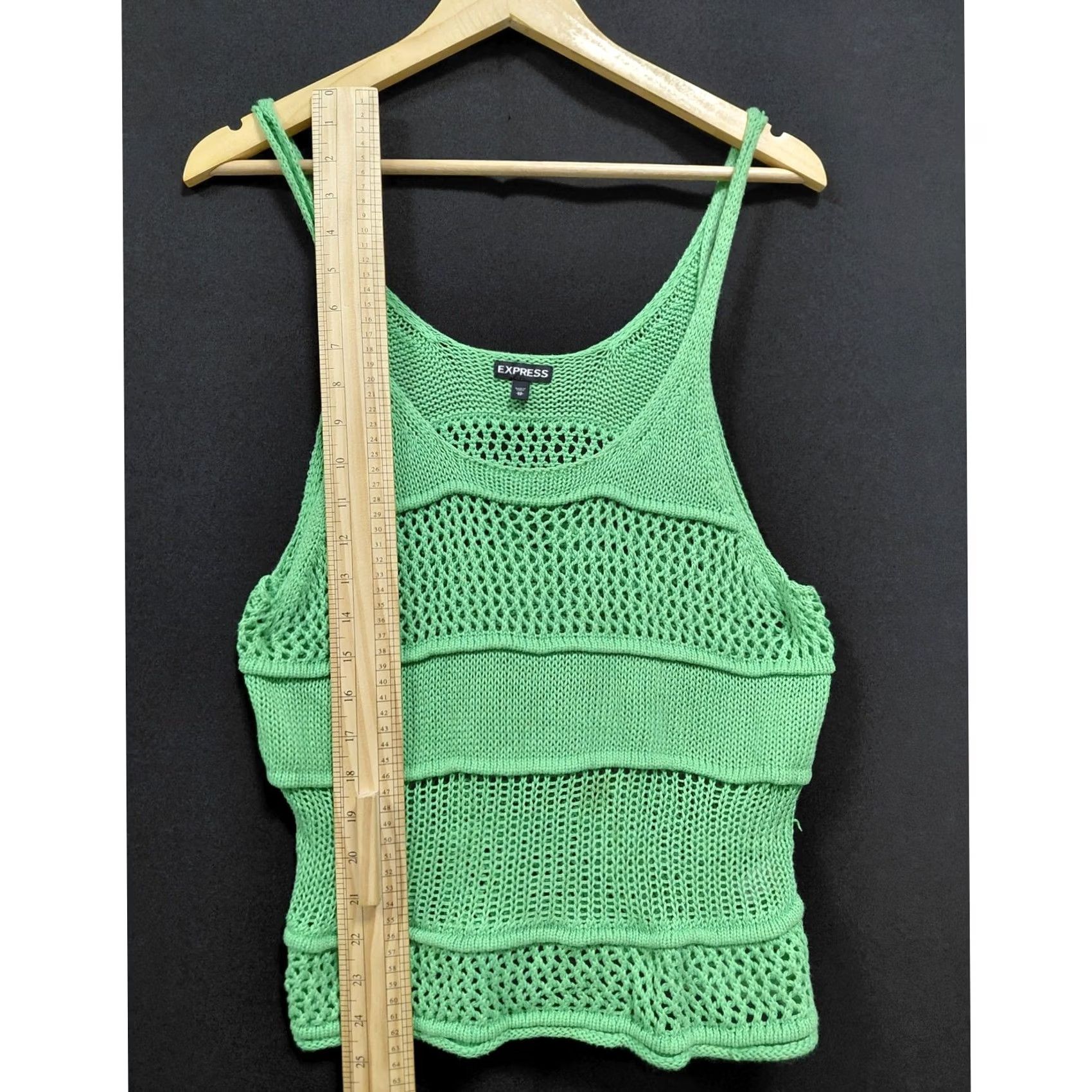 Express EXPRESS Green Knit Tank Top Solid Sleeveless Women Size XS Size XS / US 0-2 / IT 36-38 - 5 Thumbnail