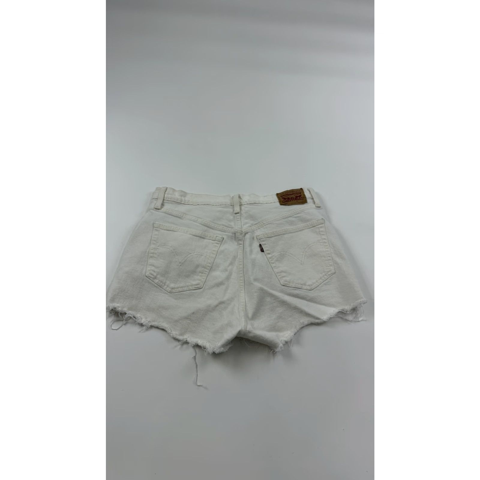 Levi's Levi's Shorts Womens 32 White Distressed High Rise Button Fly Denim WaterLess Summer Classic 501 Cut-Off Size 24" / US 00 / IT 34 - 6 Thumbnail