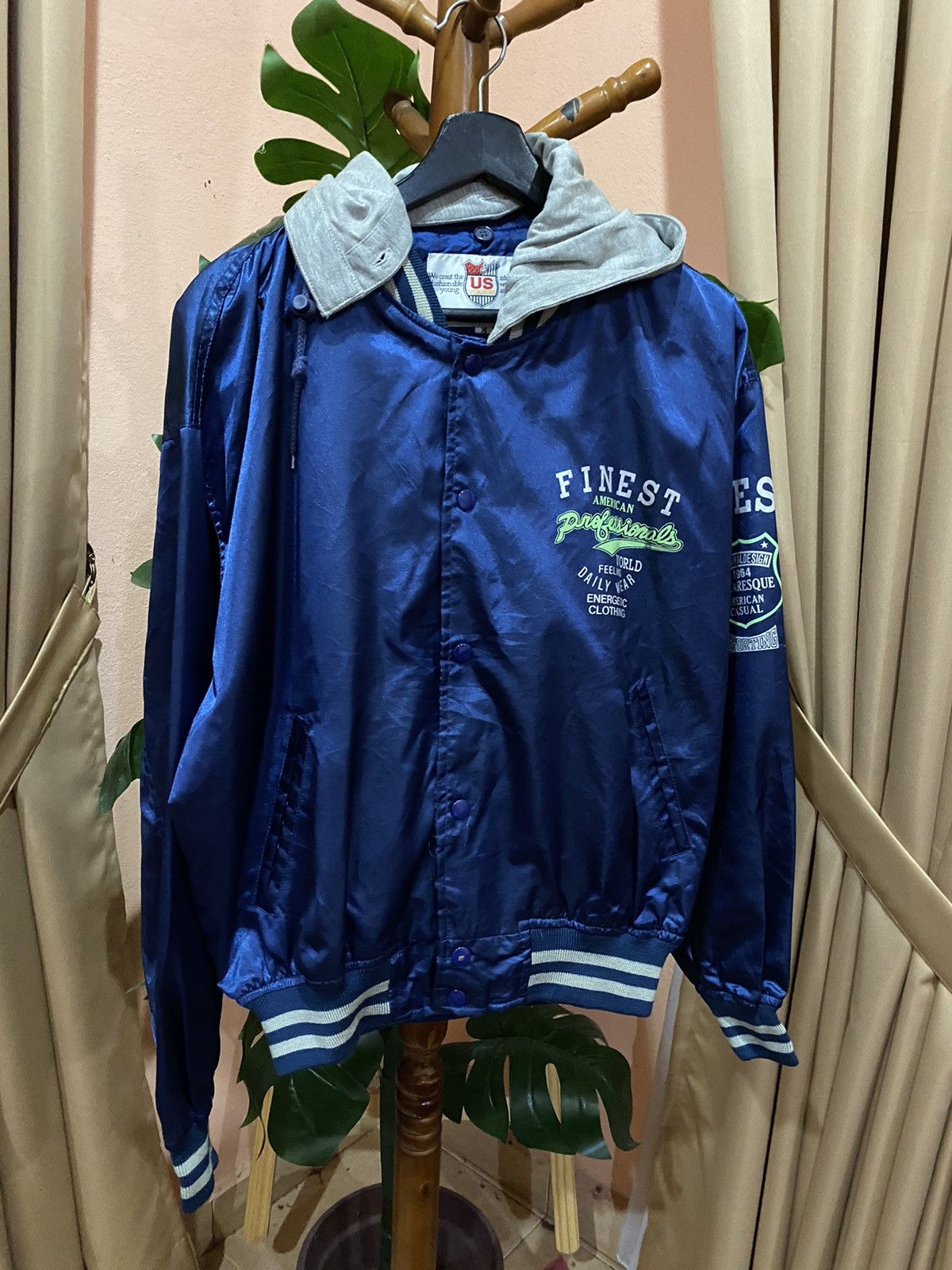 Vintage VINTAGE FITNESS STADIUM BASEBALL JACKET Size US L / EU 52-54 / 3 - 5 Thumbnail