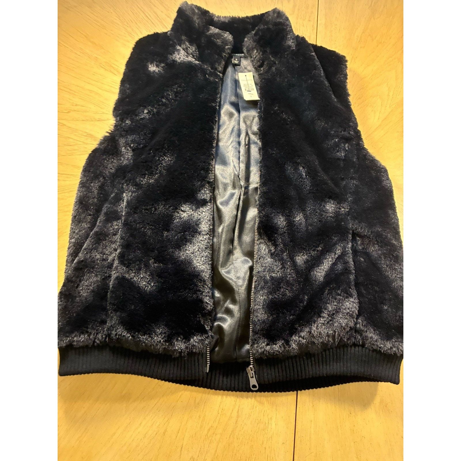 Talbots NEW Talbots Faux Fur Vest S Black Sleeveless Luxury Minimal Size S / US 4 / IT 40 - 8 Thumbnail