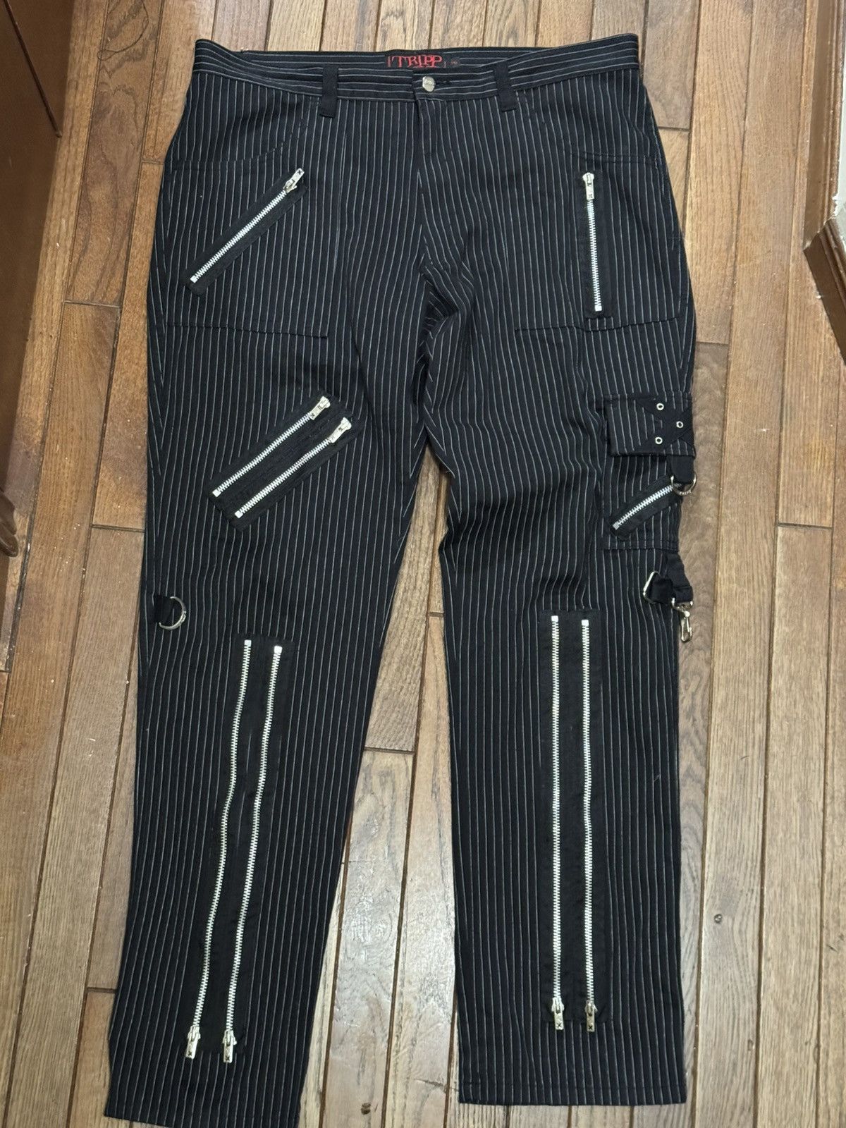 Tripp NYC Tripp NYC Pin Stripped Pants 36 Size US 36 / EU 52 - 1 Thumbnail