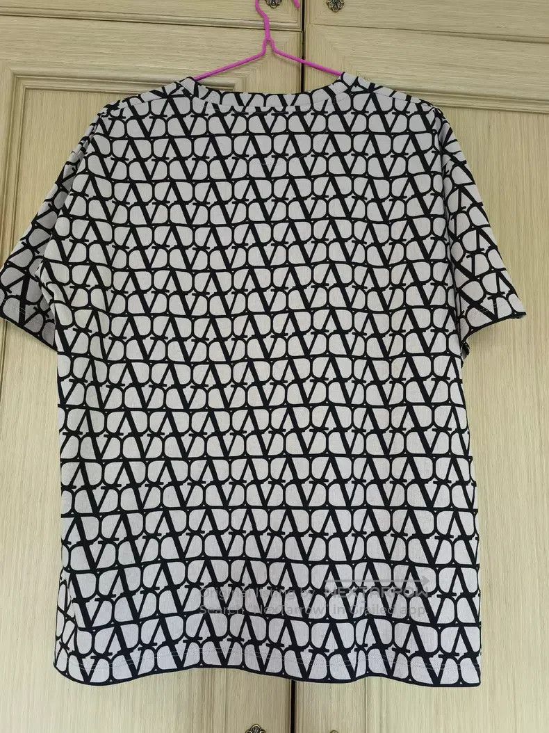 Valentino Valentino V-logo cotton T-shirt Size M / US 6-8 / IT 42-44 - 4 Thumbnail