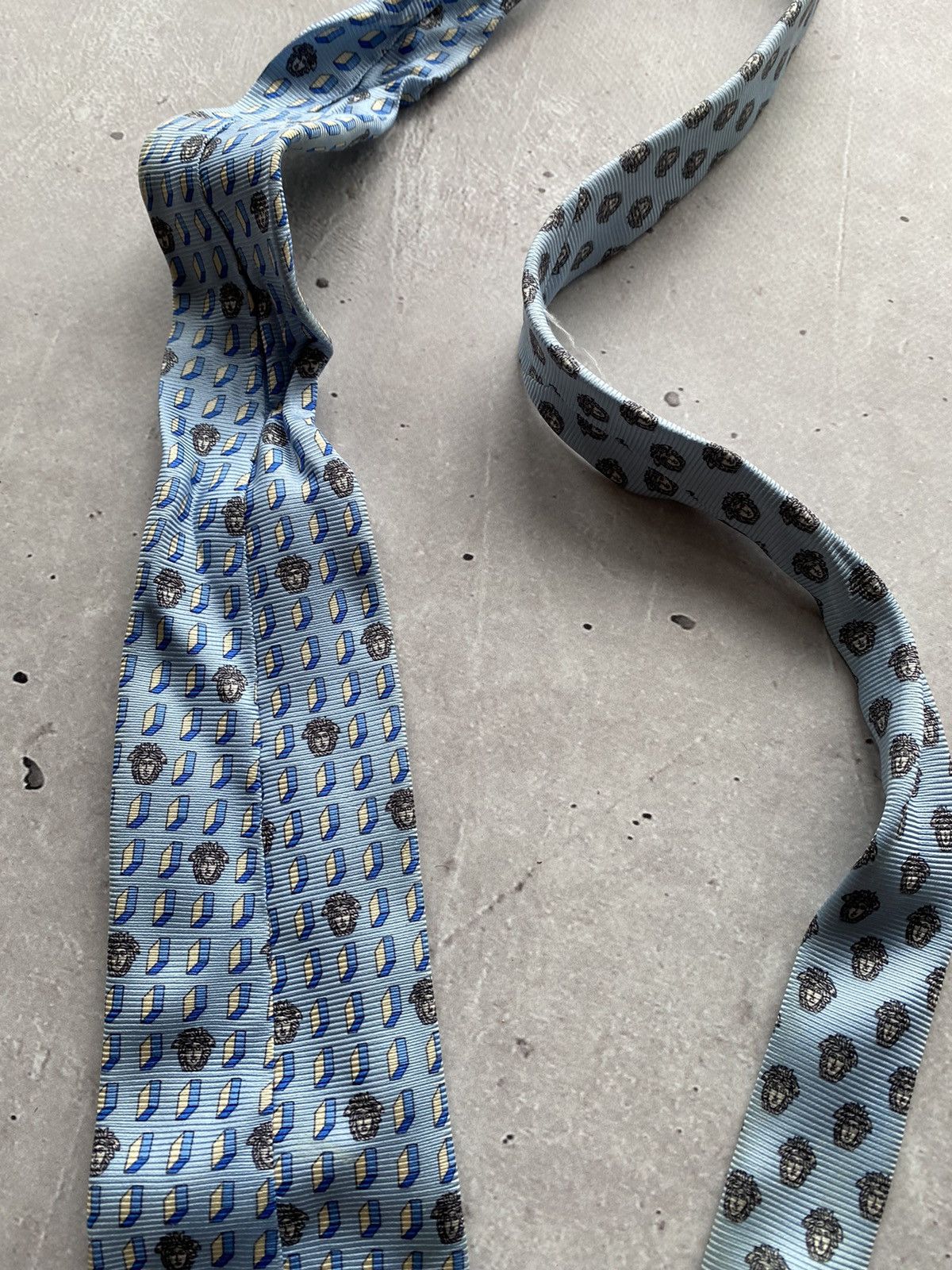 Designer Vintage 90s Gianni Versace Silk Neck Tie Made in Italy USA Size ONE SIZE - 13 Thumbnail