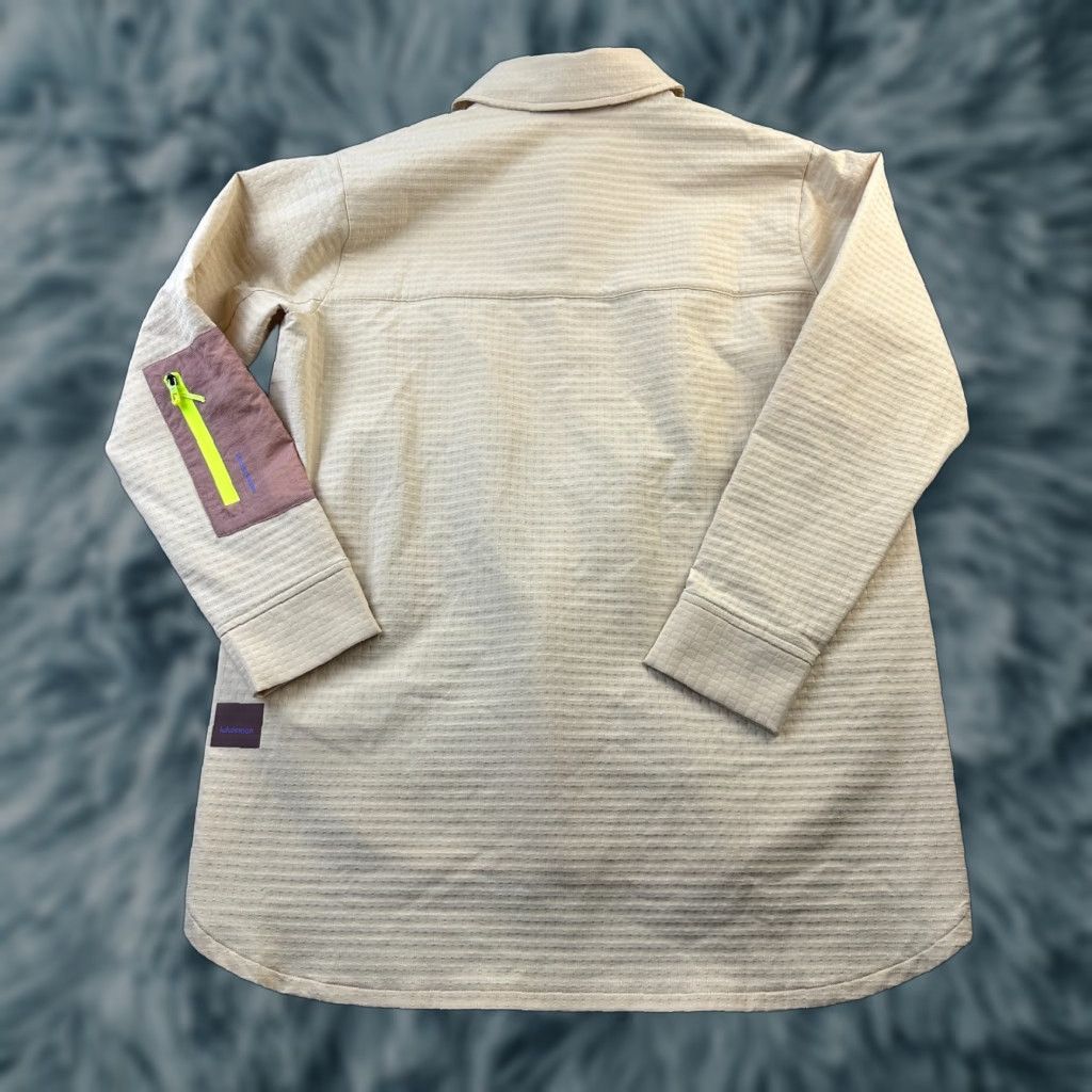 Lululemon Lululemon Shirt Womens 6 Beige Tan Grid Fleece Overshirt Snap Button Outdoor Size M / US 6-8 / IT 42-44 - 1 Thumbnail
