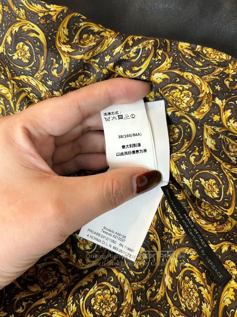 Versace Versace Leather coat Size US XS / EU 42 / 0 - 7 Thumbnail