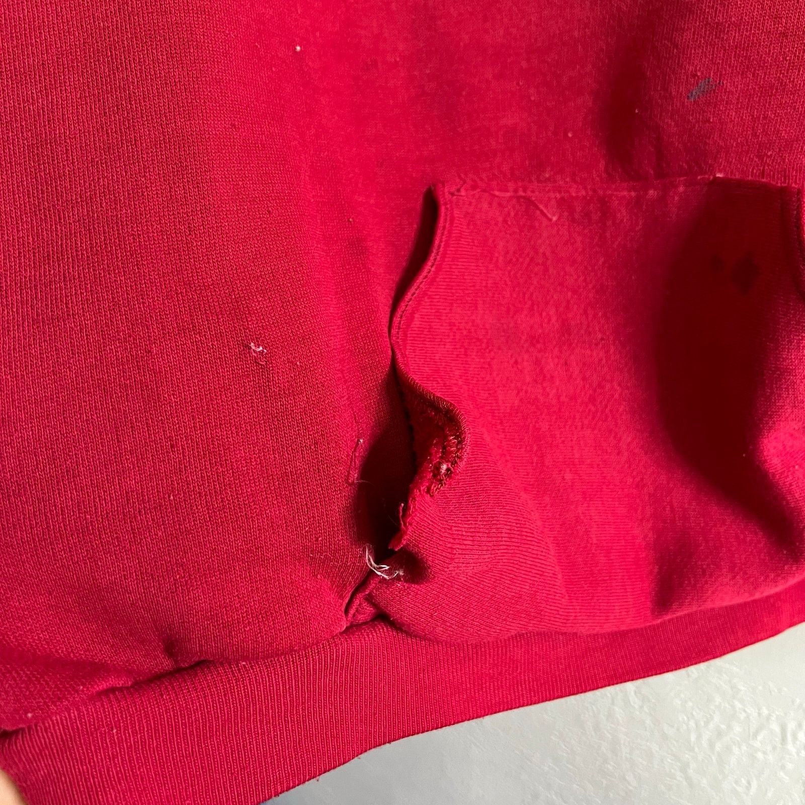 Russell Athletic Vintage 1970s Russell Athletic Hoodie Red USA Distressed L Size US L / EU 52-54 / 3 - 10 Thumbnail