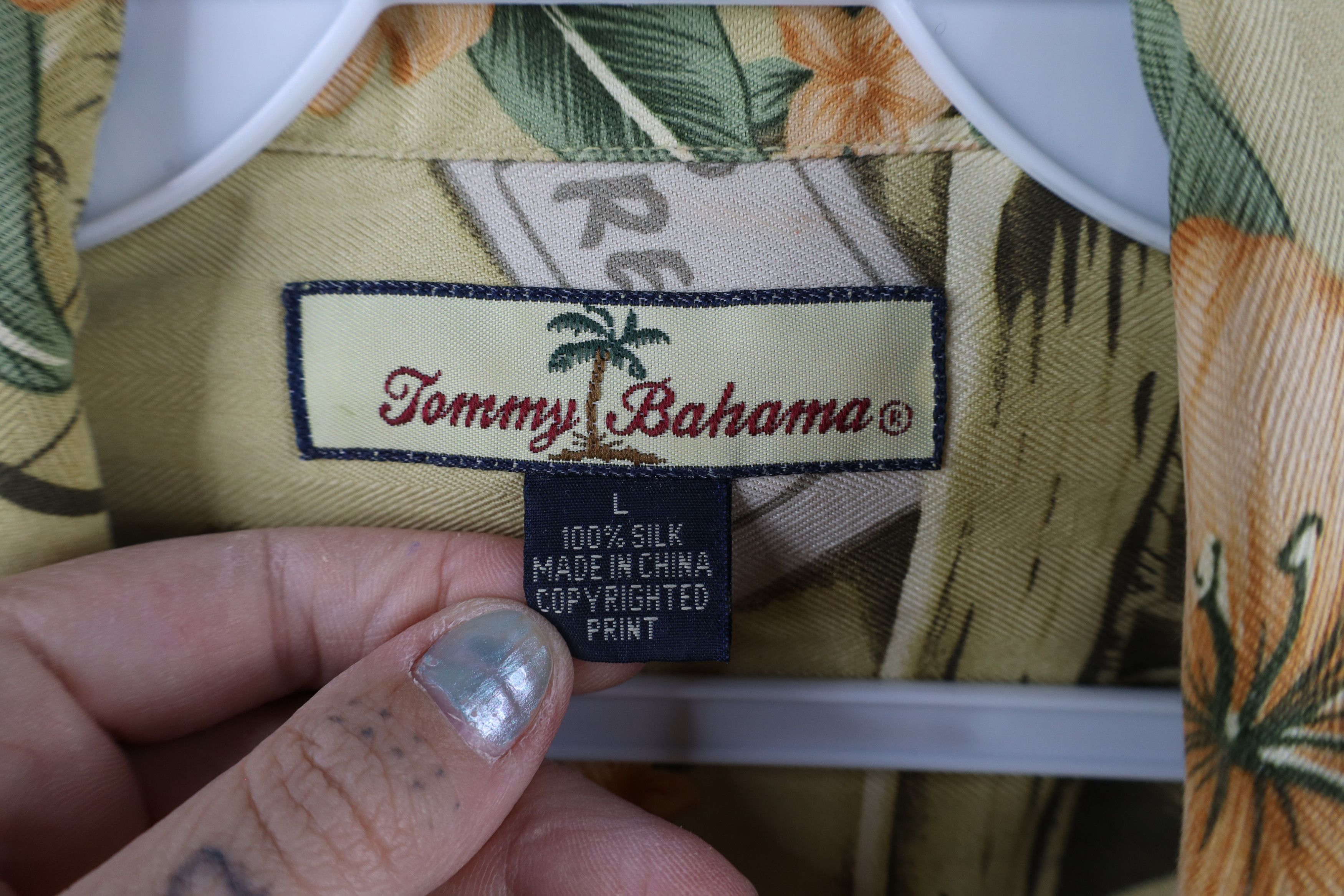 Tommy Bahama × Vintage Vintage Tommy Bahama Relax Looped Collar Button Shirt Size US L / EU 52-54 / 3 - 7 Thumbnail