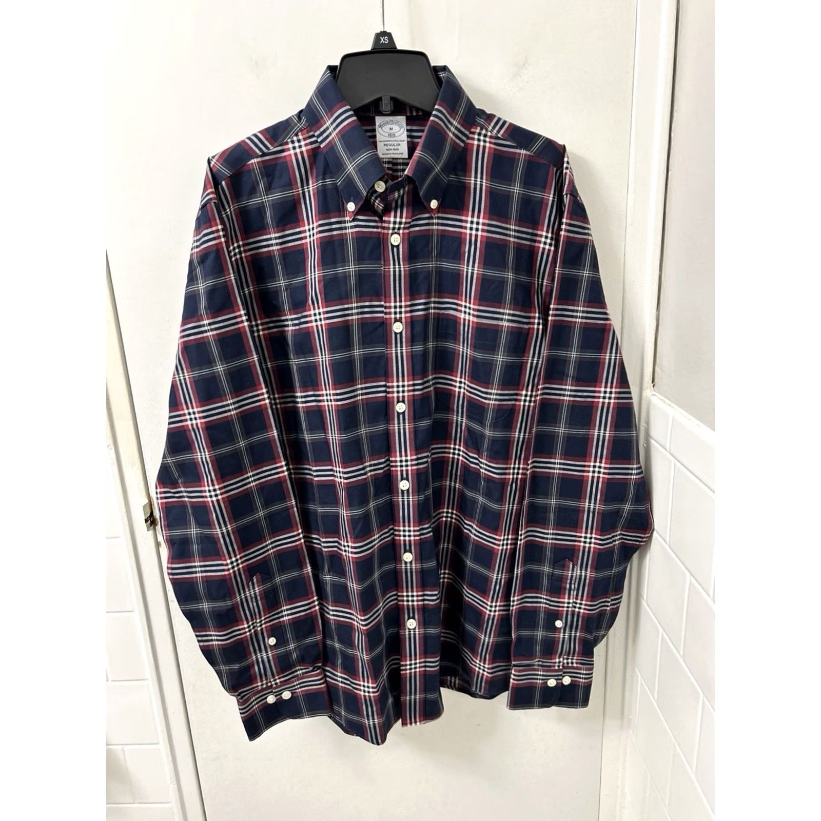 Brooks Brothers Brooks Brothers Original Polo Shirt Mens M Regular Plaid Button-Down Collar L/S Size US M / EU 48-50 / 2 - 2 Thumbnail