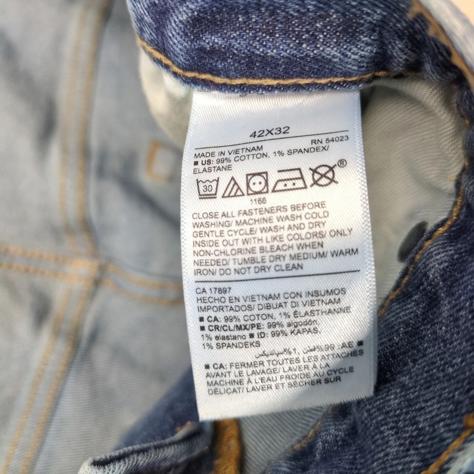 Old Navy Old Navy Men's 40x30 Jeans Athletic Taper Flex Denim Size US 42 / EU 58 - 8 Thumbnail