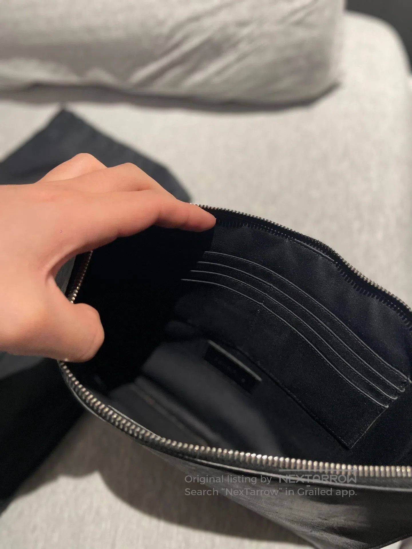 Saint Laurent Paris SLP Saint Laurent Handbag. Size ONE SIZE - 3 Thumbnail