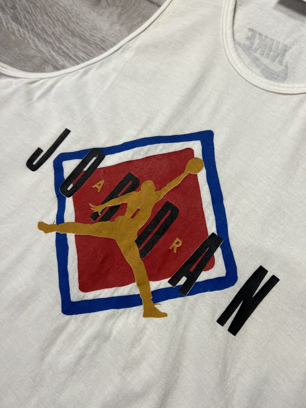 Jordan Brand Vintage Nike 80s JORDAN AIR Big Logo Sleeveless Tank Top Tee Size US M / EU 48-50 / 2 - 3 Thumbnail