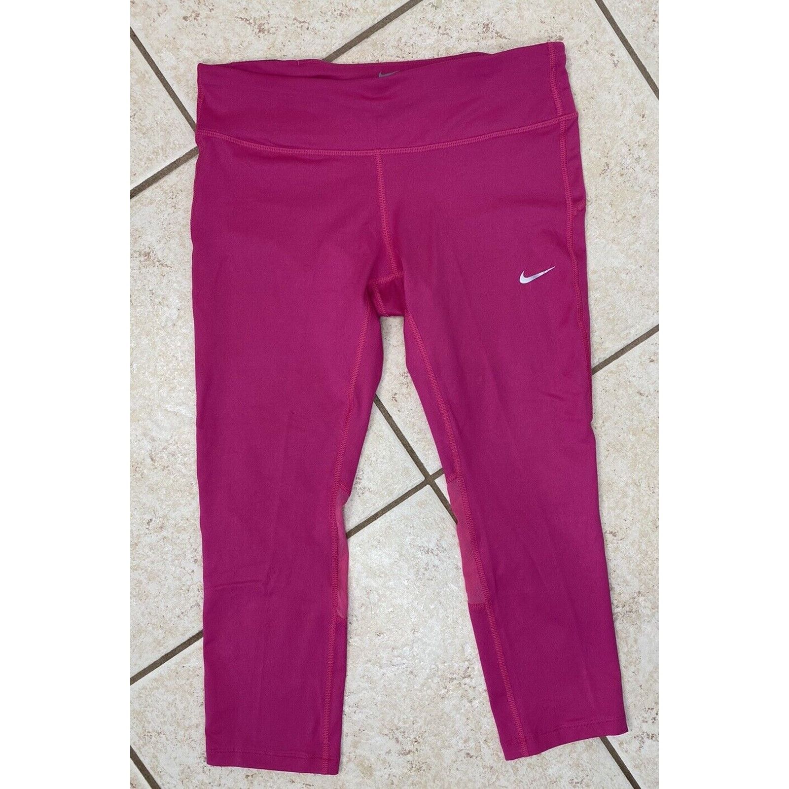 Nike Nike Dri-Fit M Pink Capri Cropped Running Leggings Barbie Size 29" - 1 Thumbnail
