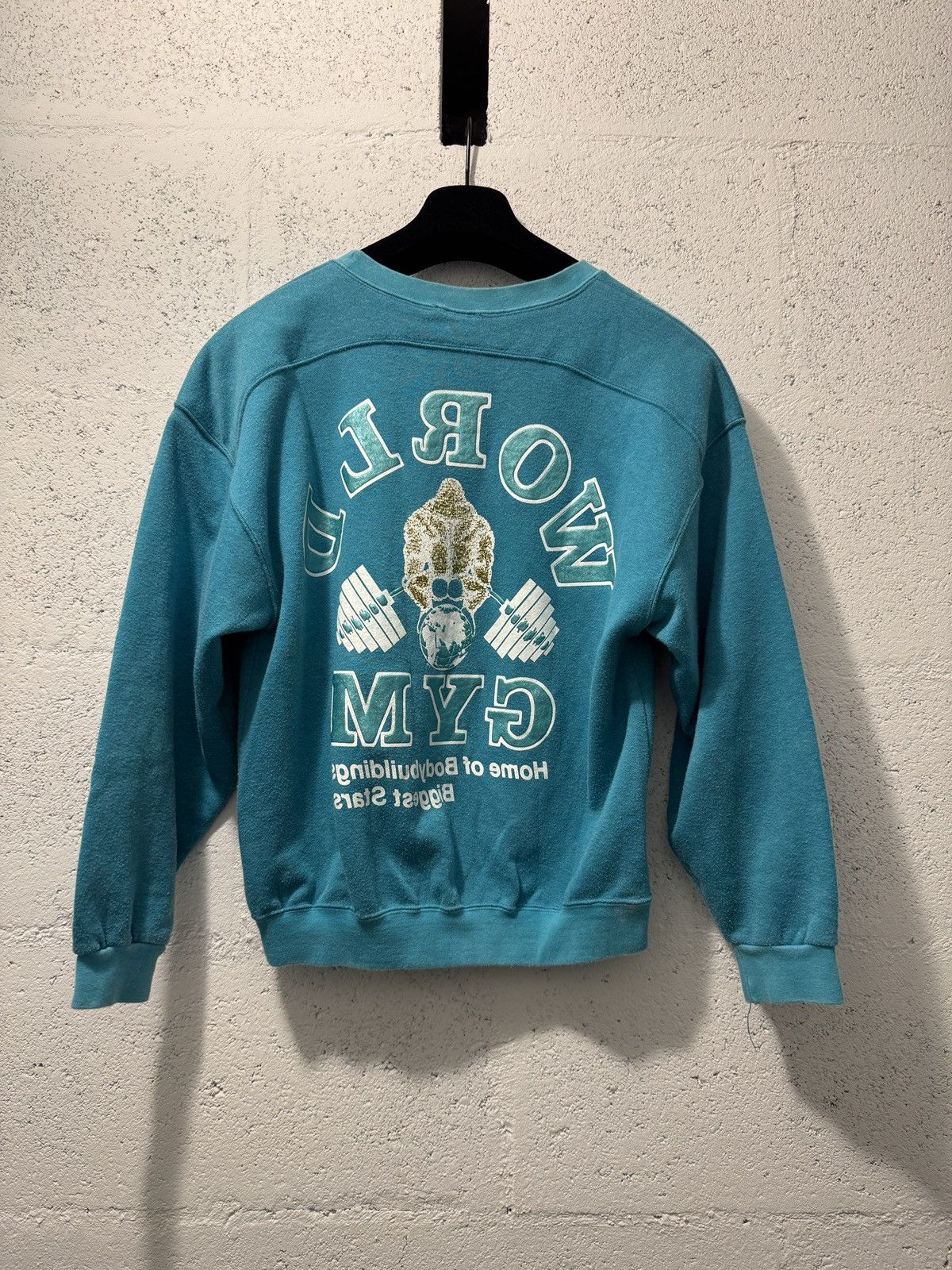 Vintage *RARE* 90s JAPAN WORLD GYM CREWNECK SWEATER GYM FITNESS Size US S / EU 44-46 / 1 - 8 Thumbnail