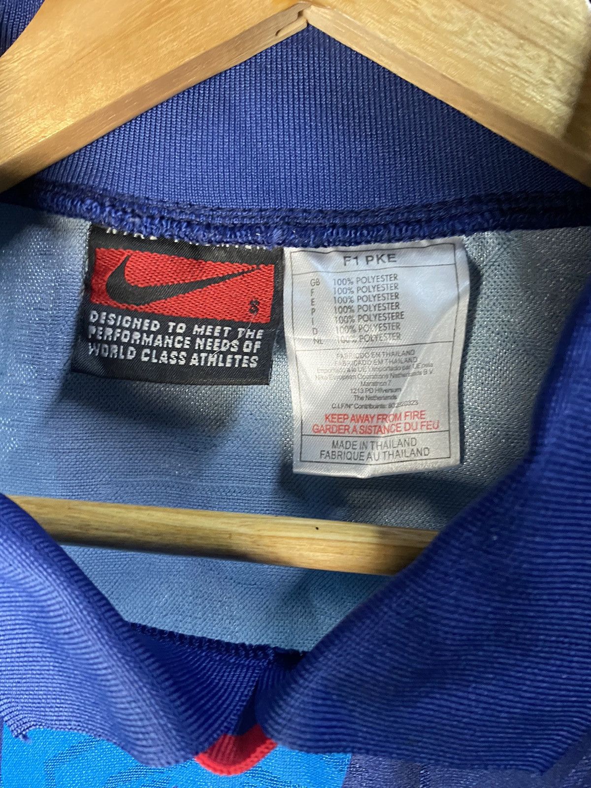 Nike Vintage Nike Arsenal repro 1995 Jersey Size US M / EU 48-50 / 2 - 6 Thumbnail