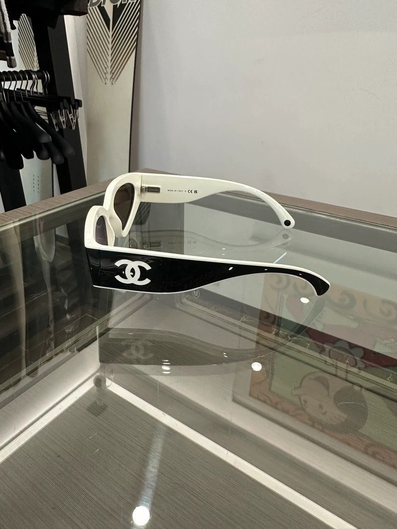 Chanel Chanel Black White Panda Sunglasses Size ONE SIZE - 3 Thumbnail