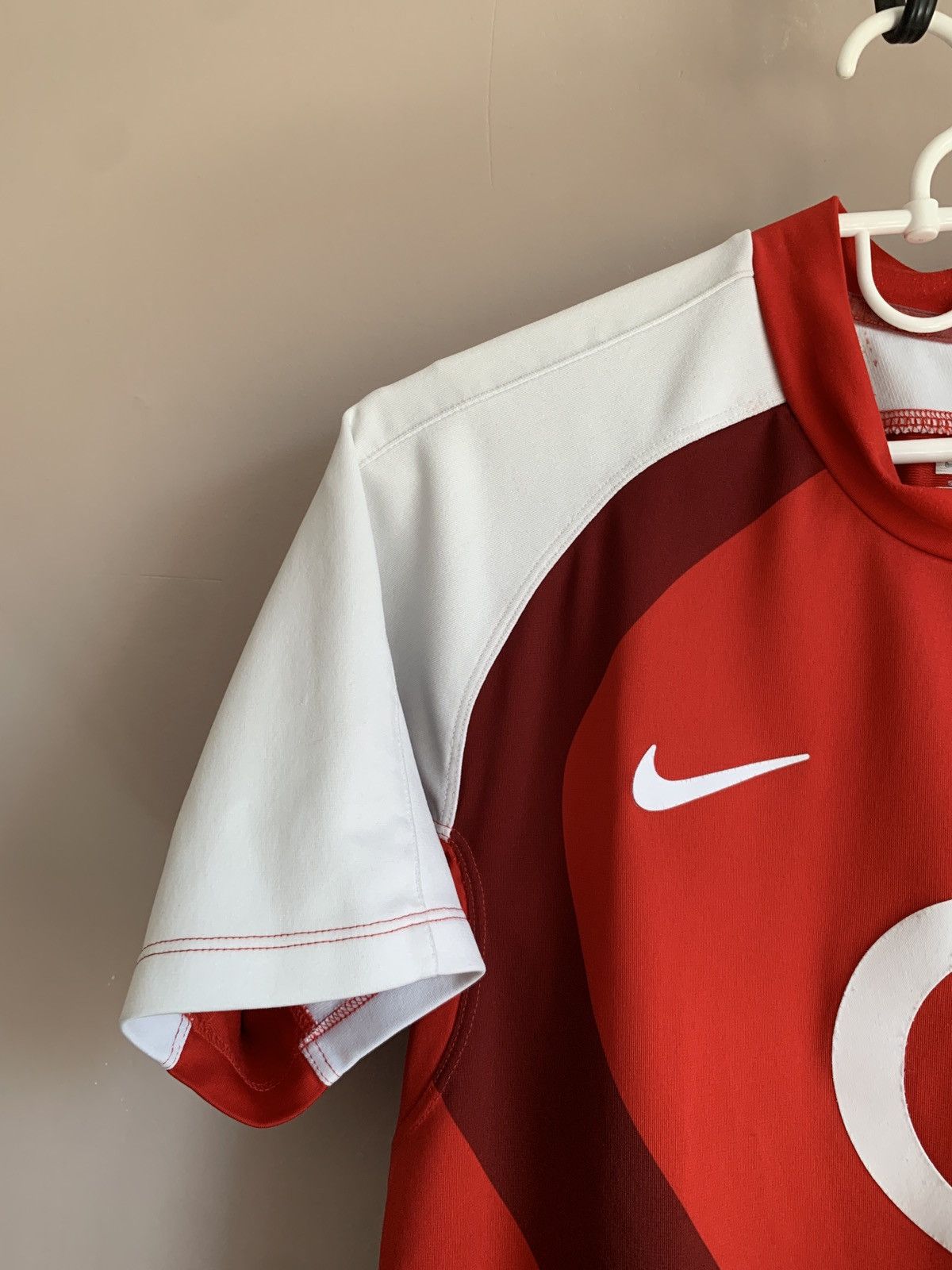 Nike England 2007 Away Rugby Union Shirt Nike Vintage Jersey Sz S Size US S / EU 44-46 / 1 - 4 Thumbnail
