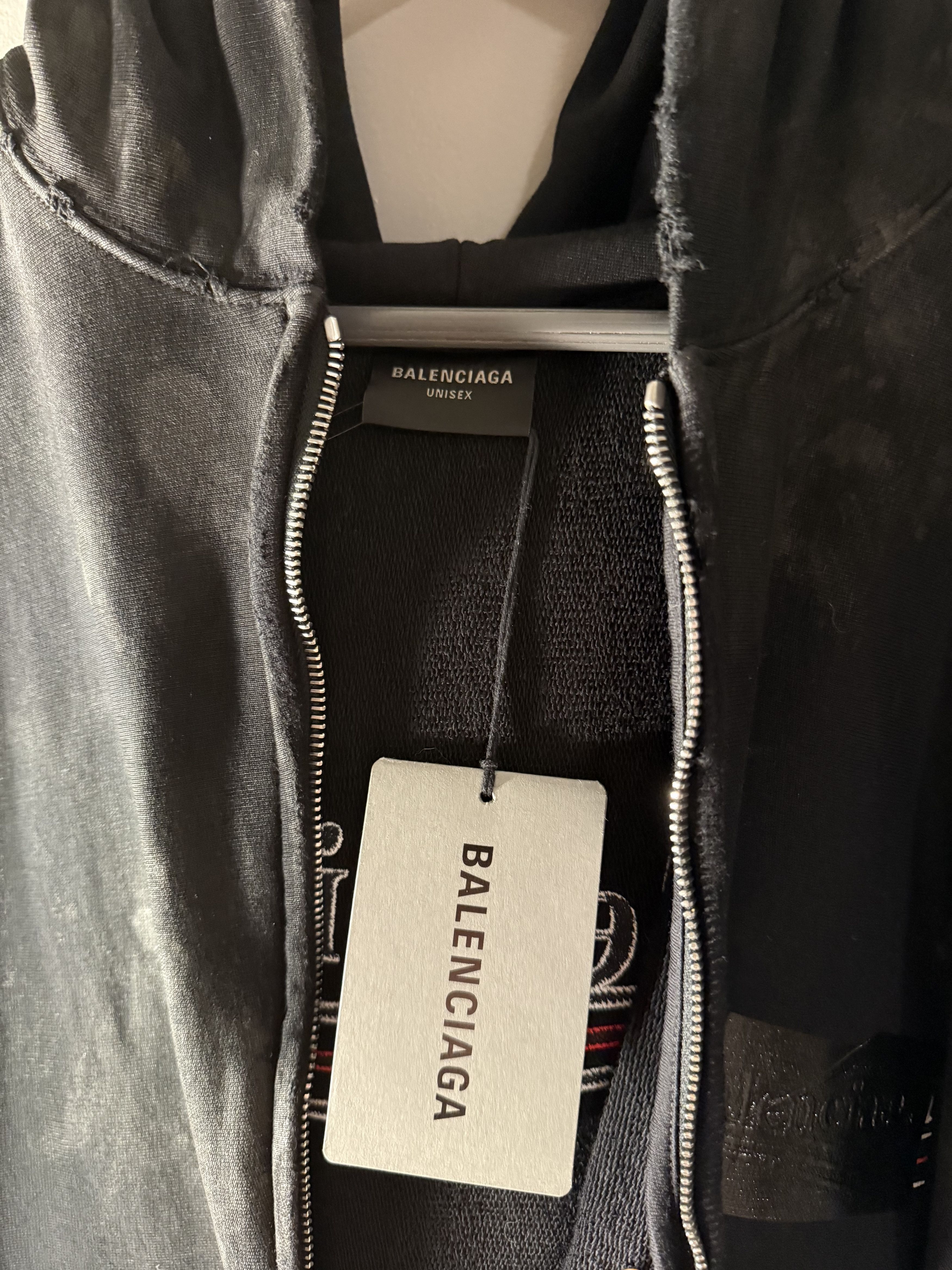 Balenciaga Mud Show Gaffer Tape Hoodie Size US S / EU 44-46 / 1 - 5 Thumbnail