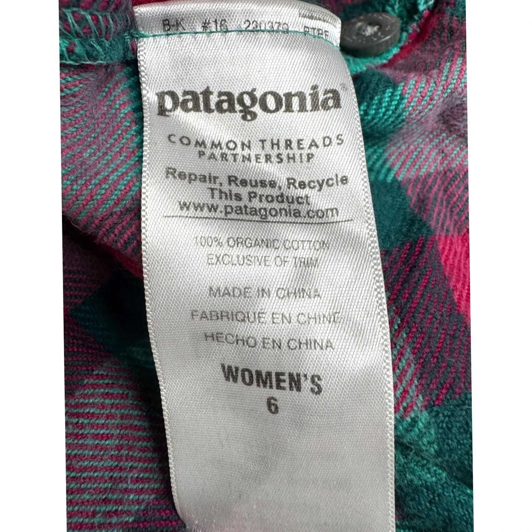 Patagonia Patagonia Shirt Womens Organic Cotton Flannel Pink Green Plaid Size 6 Button-Up Neckline Collared Long Sleeve Casual Outdoor Vintage No Size M / US 6-8 / IT 42-44 - 5 Thumbnail