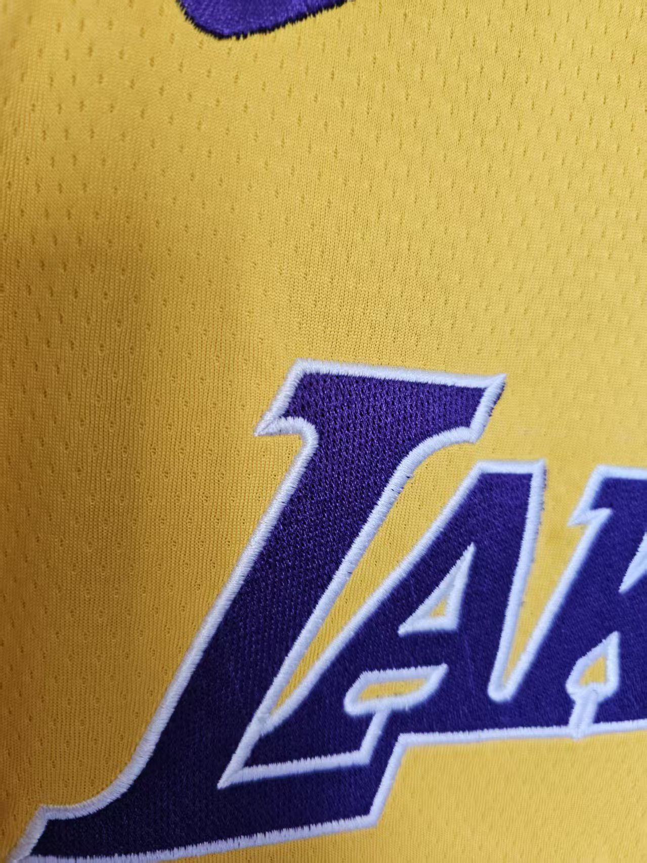 NBA Lakers #77 Luka Dončić Jersey XL Size US XL / EU 56 / 4 - 4 Thumbnail