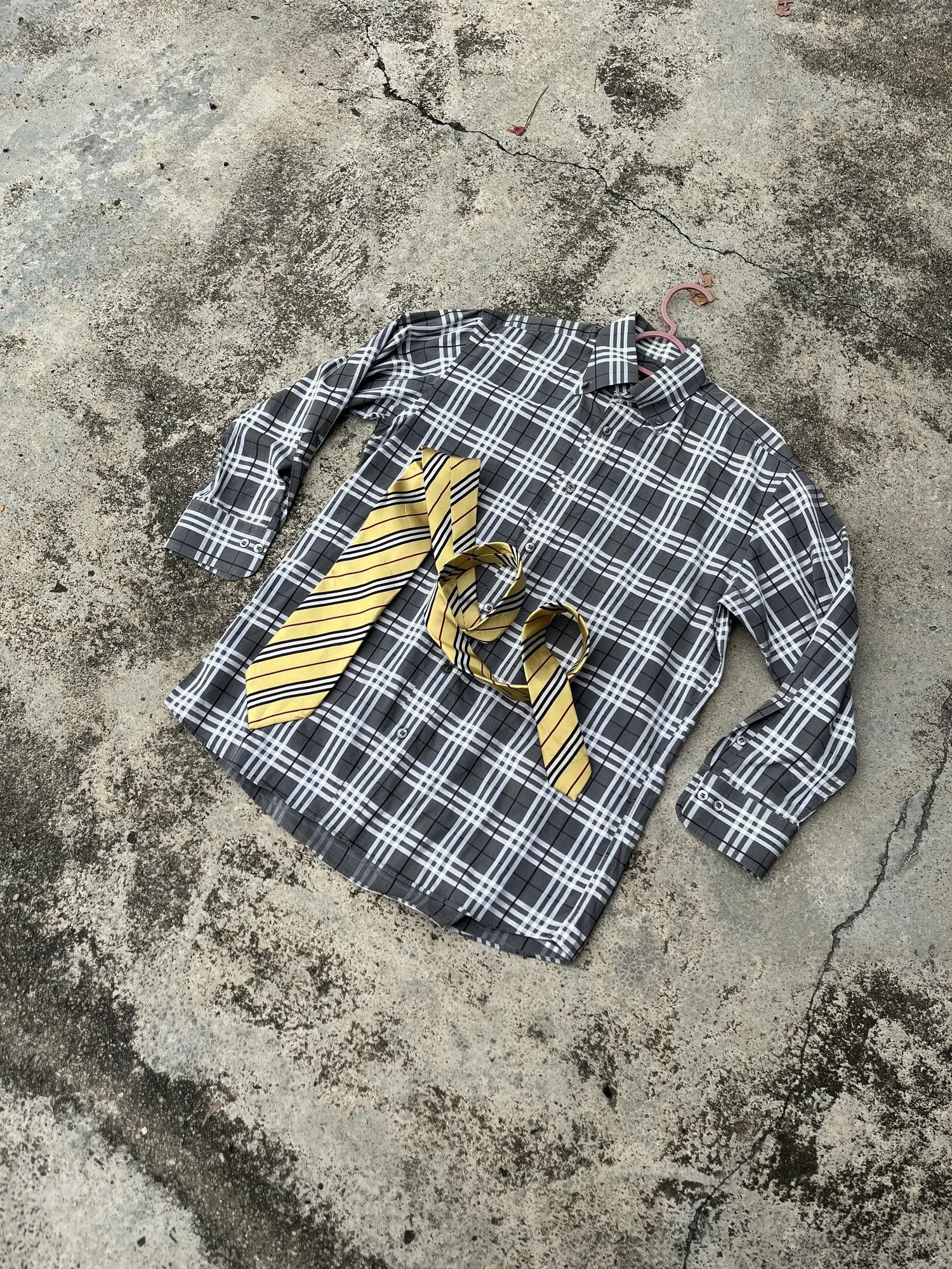 Burberry Burberry Grey Nova Shirts Size US M / EU 48-50 / 2 - 1 Thumbnail