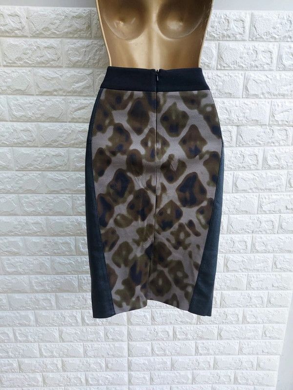 Karen Millen Karen Millen skirt 10 Size 28" / US 6 / IT 42 - 2 Thumbnail