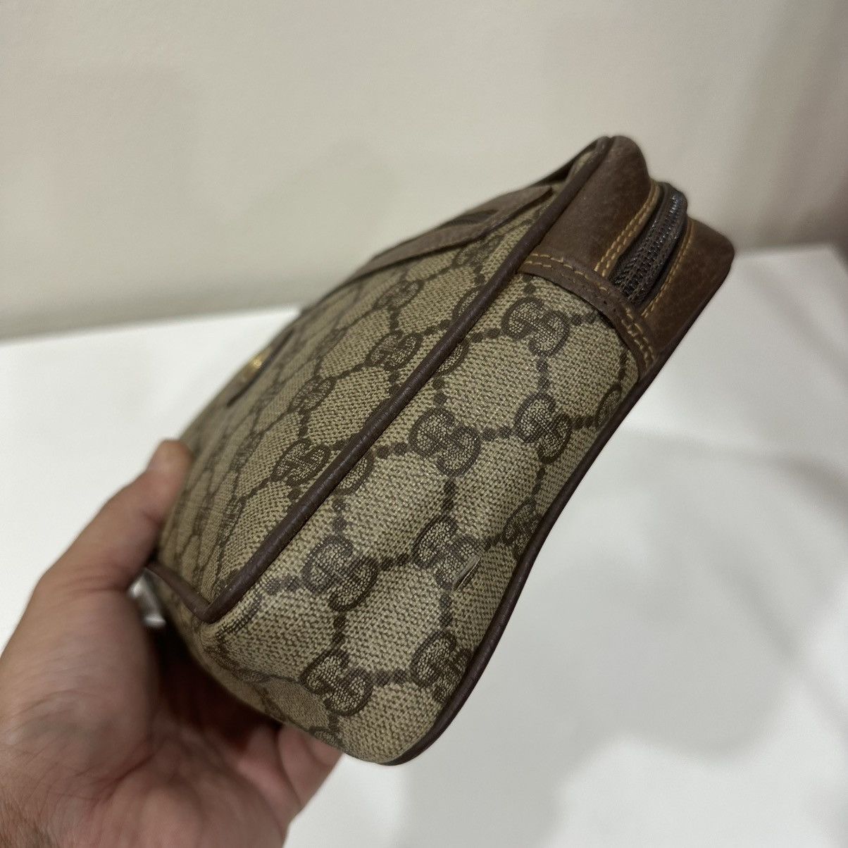 Gucci ‼️YES‼️ GG GUCCI VINTAGE MONOGRAM CLUTCH BAG Size ONE SIZE - 6 Thumbnail