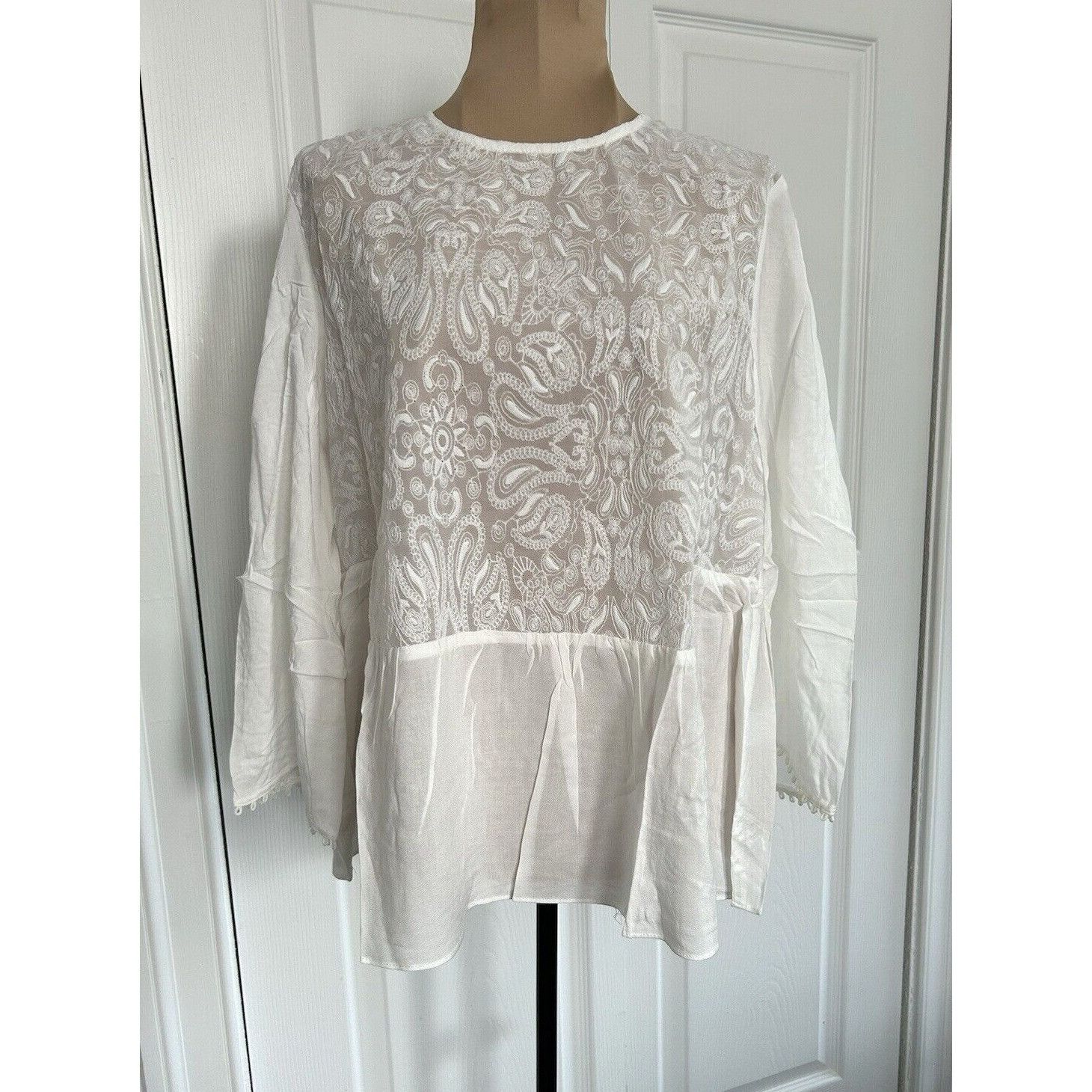 Other Endless Rose Blouse Top Round Neck 3/4 Bell Sleeve Front Lac Size L / US 10 / IT 46 - 1 Thumbnail