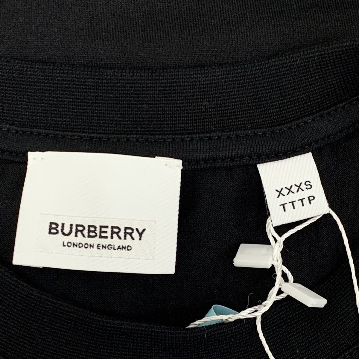 Burberry Burberry Black Montage Print Short Sleeve T-shirt K26WX Size US XXS / EU 40 - 6 Thumbnail