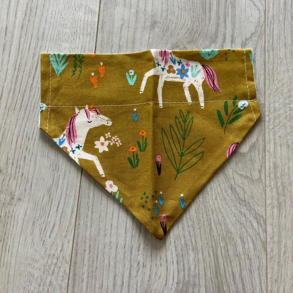 Designer Horse and Floral Dog Bandana Size ONE SIZE - 1 Thumbnail